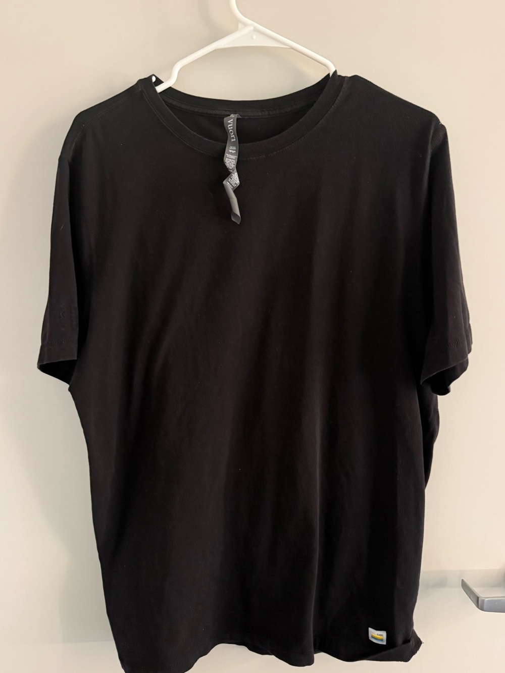 Vuori Women’s Black T-shirt